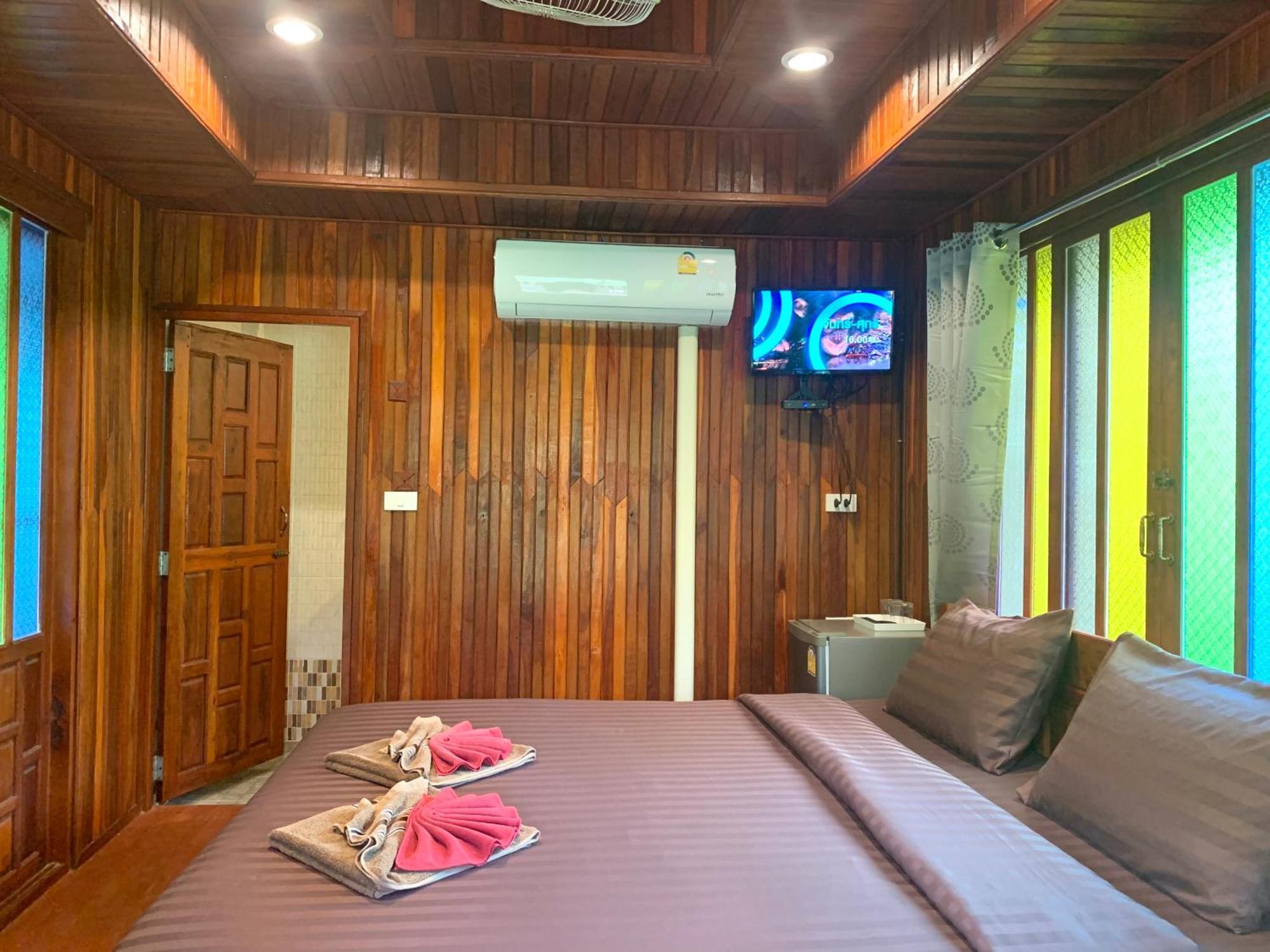 Kohkoodfarmstay Ko Kut Exterior foto